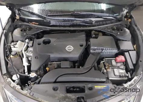 2015 Nissan Altima 2.5 Sv z USA, uszkodzony, nr VIN 1N4AL3AP9FC122281